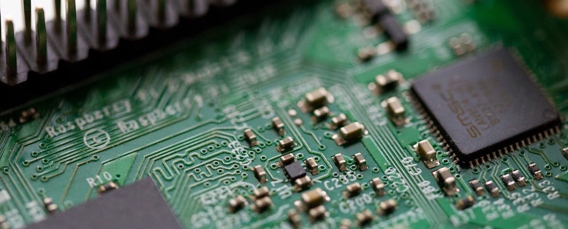 How Can eCommerce Businesses Use Tracking Software to Increase Profits?